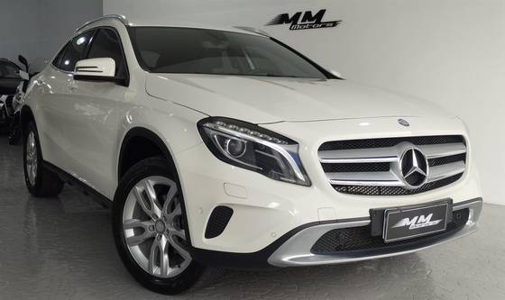 MERCEDES-BENZ GLA 200 1.6 CGI ADVANCE 16V TURBO FLEX 4P AUTOMÁTICO